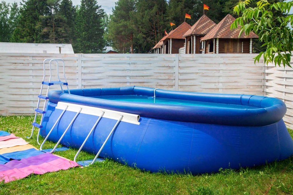 Inflatable Pools vs. Traditional Pools: Pros and Cons