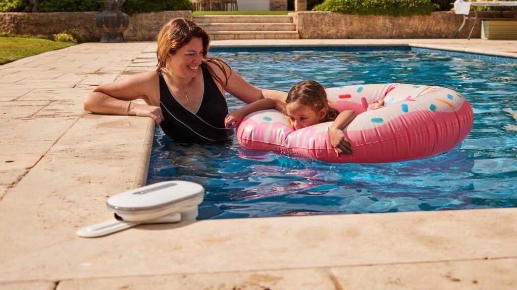 The future of inflatable pools: Smart technology and automation