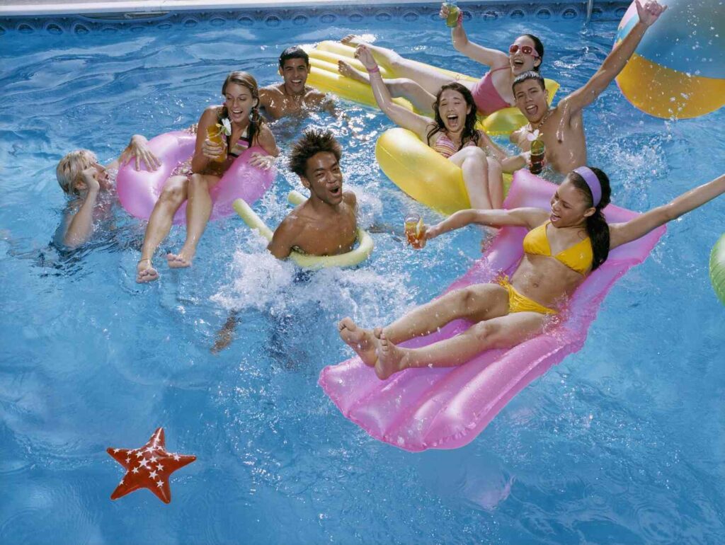 Throwing the Perfect Pool Party with Inflatable Pools