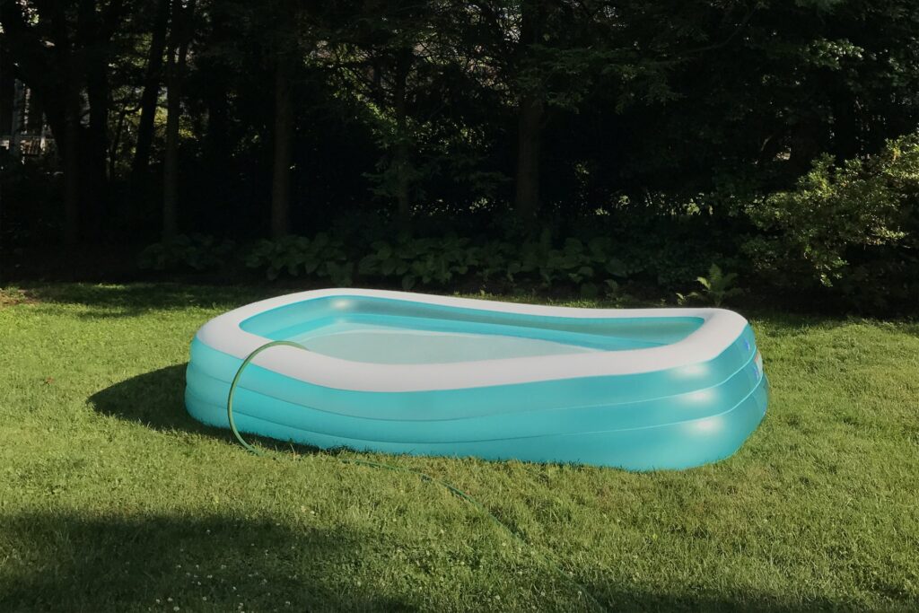 Inflatable Pools for Canoe Training: Paddling Waters